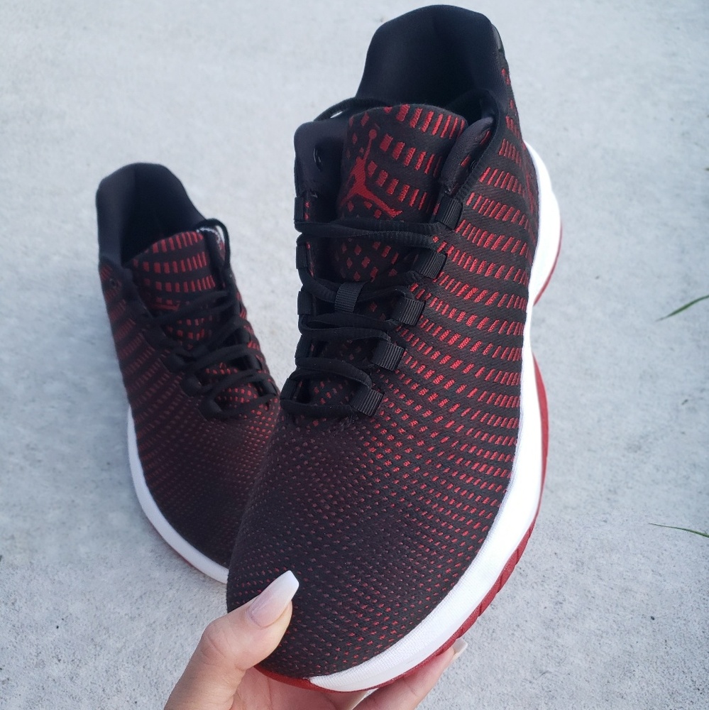 Jordans B Fly